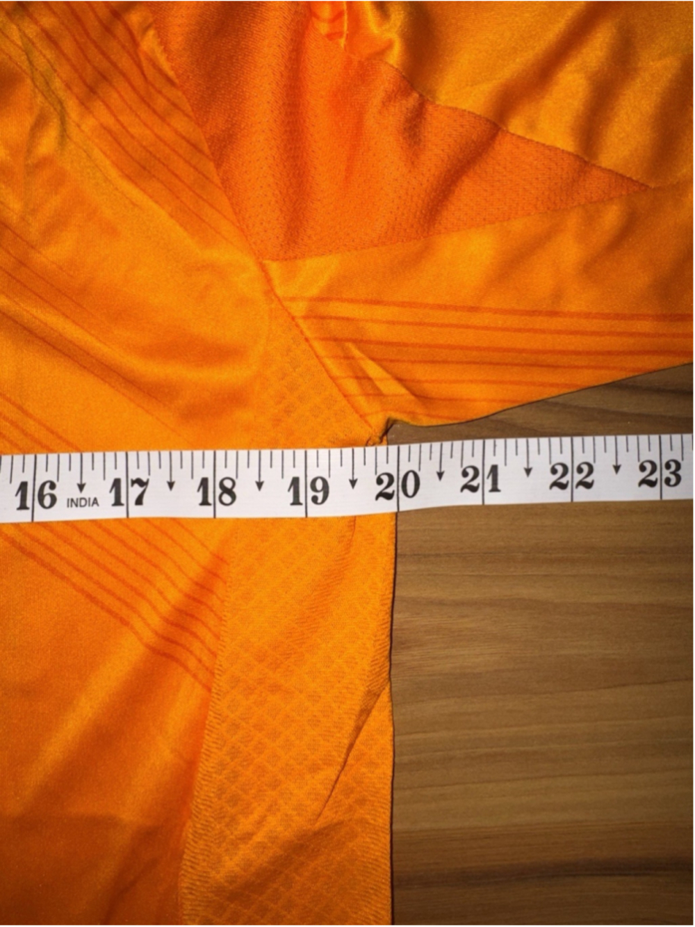 NWT Adidas Real Madrid Modric #10 2024/25 Away Jersey Orange Men's Medium - Picture 10 of 11